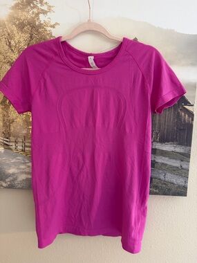 Lululemon swiftly tech short sleeve shirt